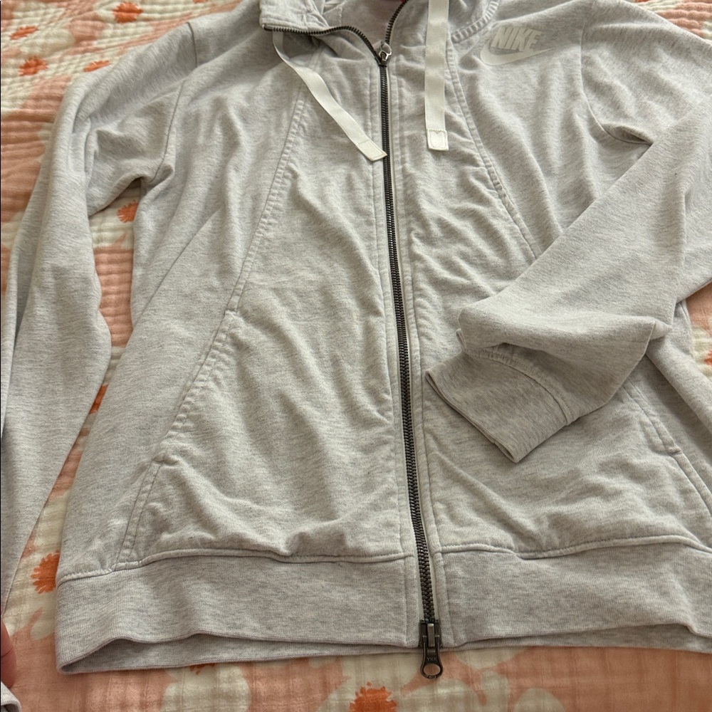 Nike Jacket - Picture 4 of 6